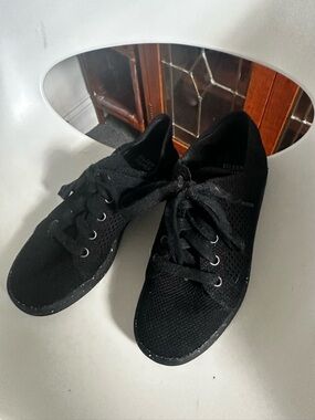 Eileen Fisher Black Knit Lace-Up Sneakers